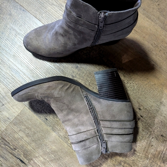 Style & Co Women's Ankle Boots, Size 8.5 - Picture 9 of 10